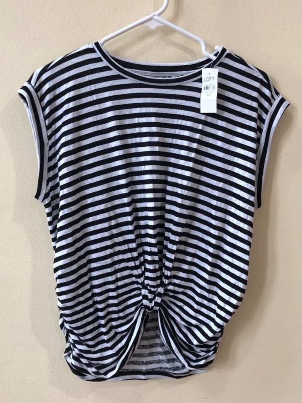 NWT Loft sz L Black and White Striped Front Knot Muscle Tee Woman NEW